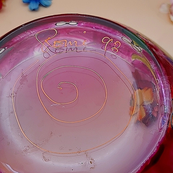 Arcoroc France 1998 hand-painted, signed pink magenta bowl - Picture 14 of 16